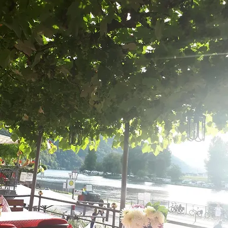 Restaurant Alte Stadtmauer 호텔 3*
