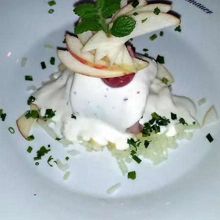 Restaurant Alte Stadtmauer 호텔 3*